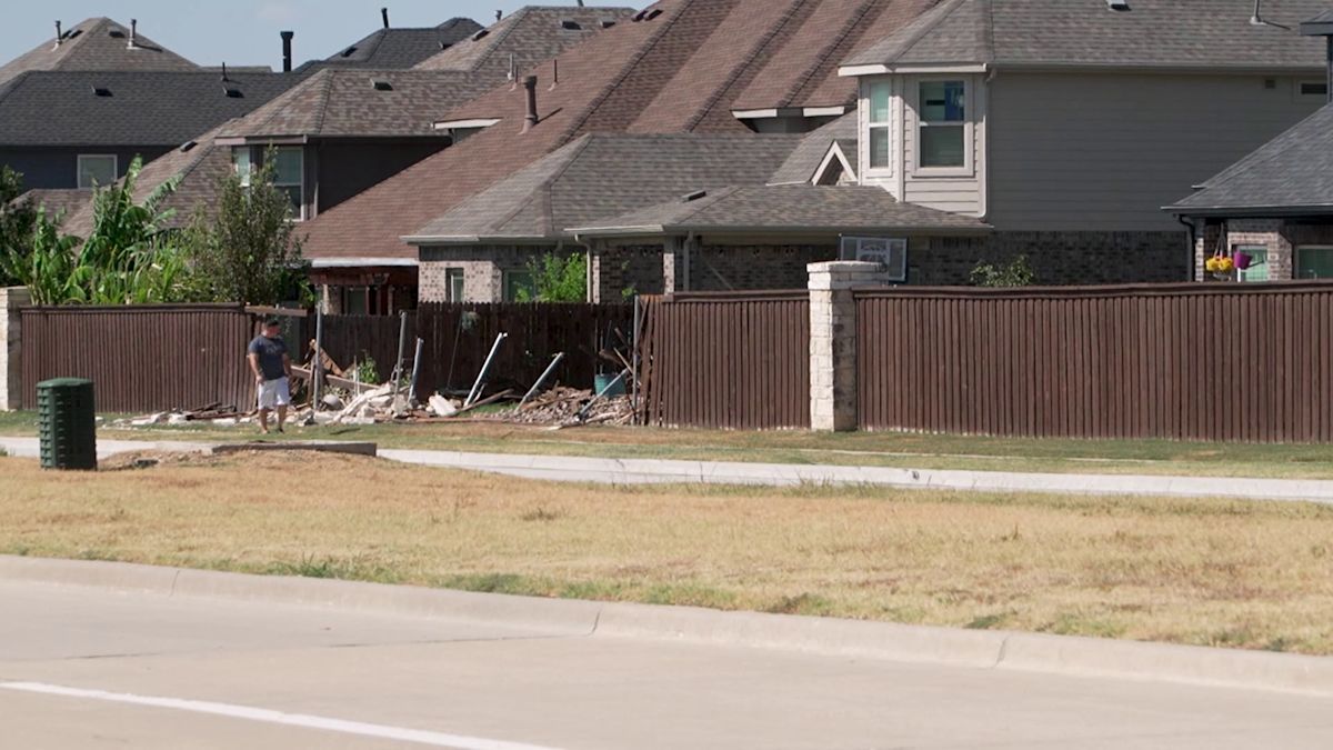 Driver cited after car crashes through Fort Worth backyard fence, narrowly missing children