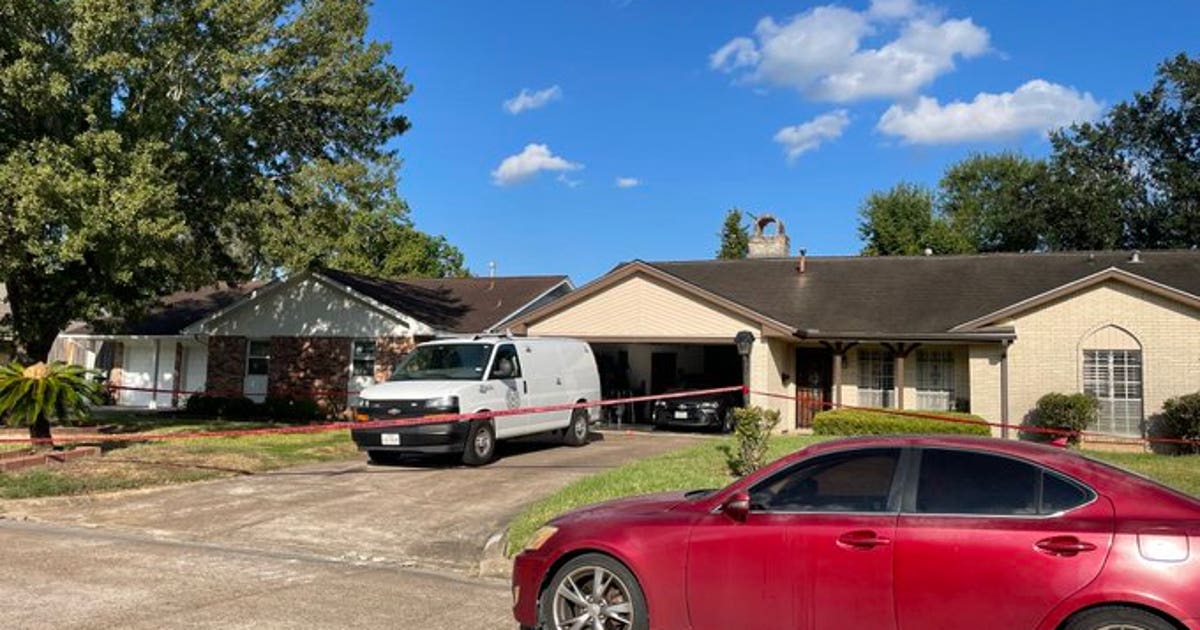 90-year-old shot after killing friend's health aide in Southeast Houston