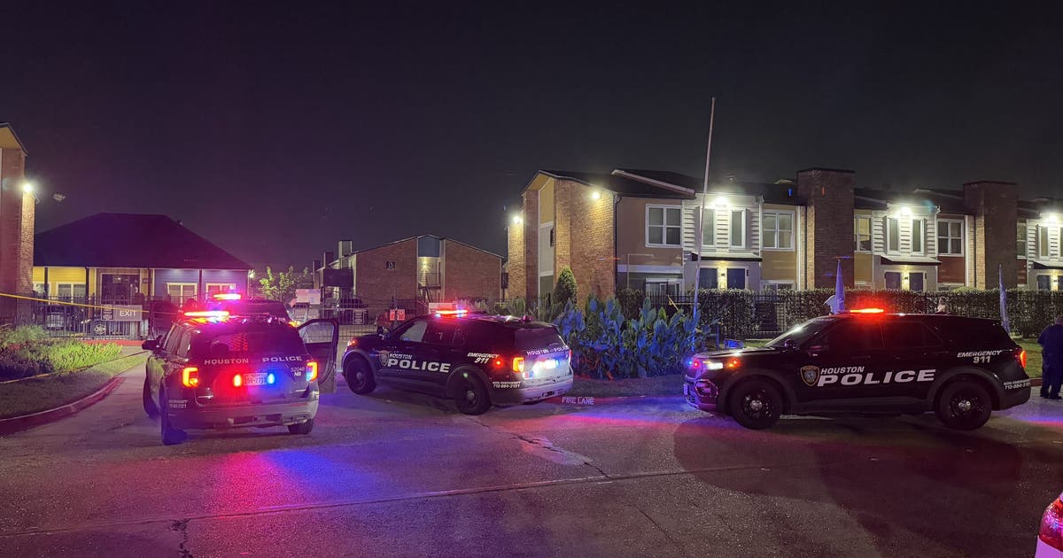 North Houston shooting: Man found shot multiple times in front of apartment