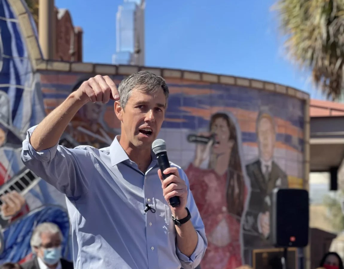 Beto O’Rourke offering free beer, live music at Thursday voter-mobilization event near UTSA