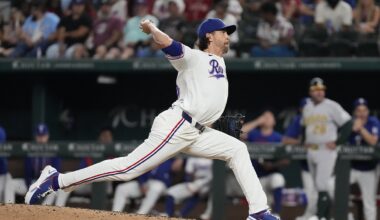 Texas Rangers pitcher Jacob deGrom drives toward the plate in his delivery at Globe Life Field.