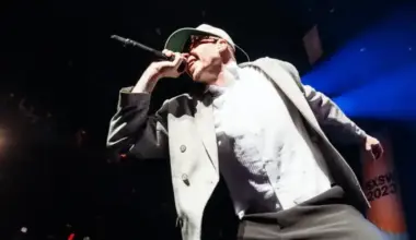 Macklemore Donates $1M in Ed Sheeran Tour Earnings to Palestinian Aid, Calls on Robert Kraft to Match It