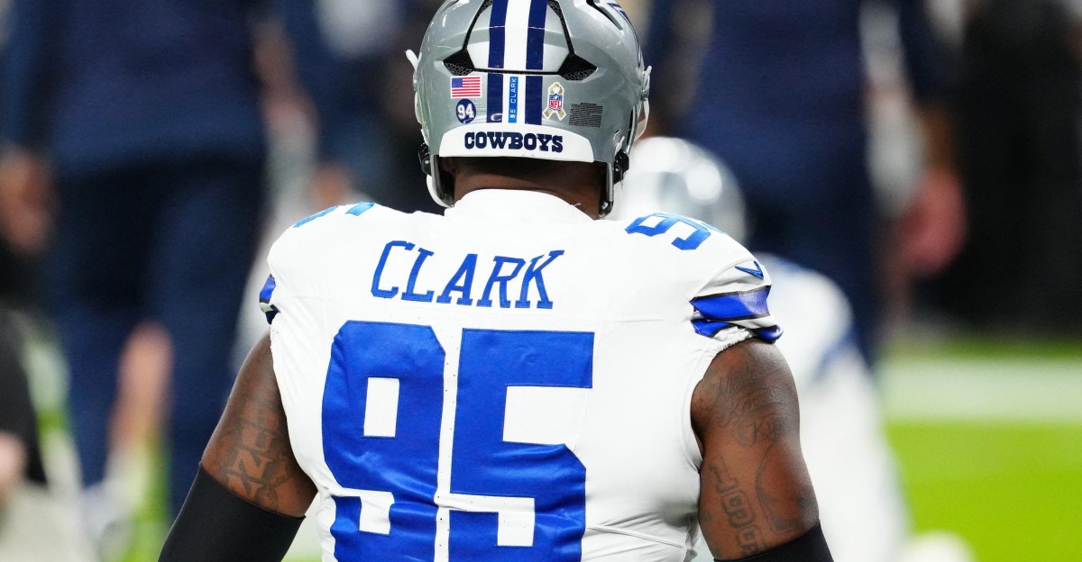 Dallas Cowboys news: Team restructures deals for more salary cap room