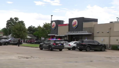 Man found shot at Burger King on East Freeway near Fifth Ward