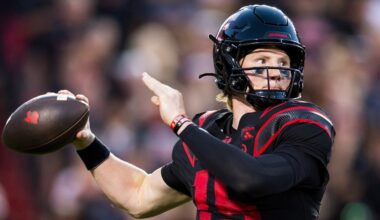No. 13 Texas Tech Holds Off No. 22 Houston After Failed 2-Point Conversion