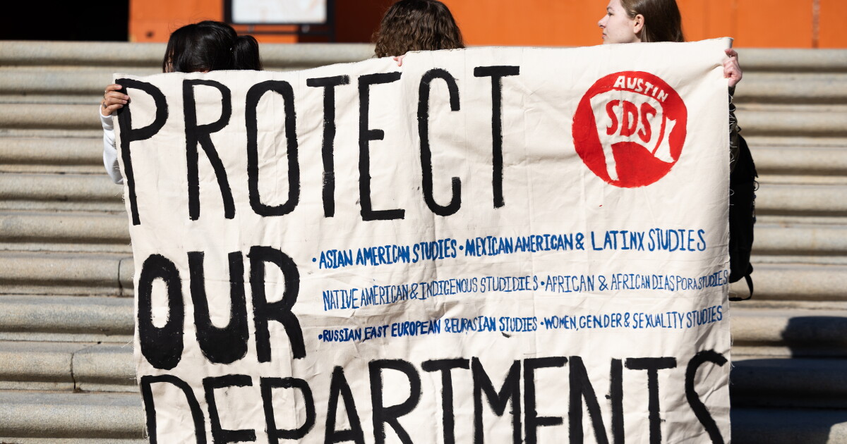 UT Austin plans to cut ethnic studies majors