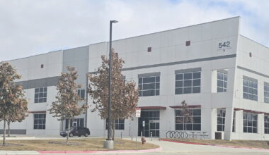 March set after ICE awards contract for San Antonio detention center