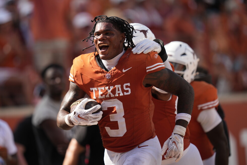 Texas transfers delivered the big plays in burnt orange debut