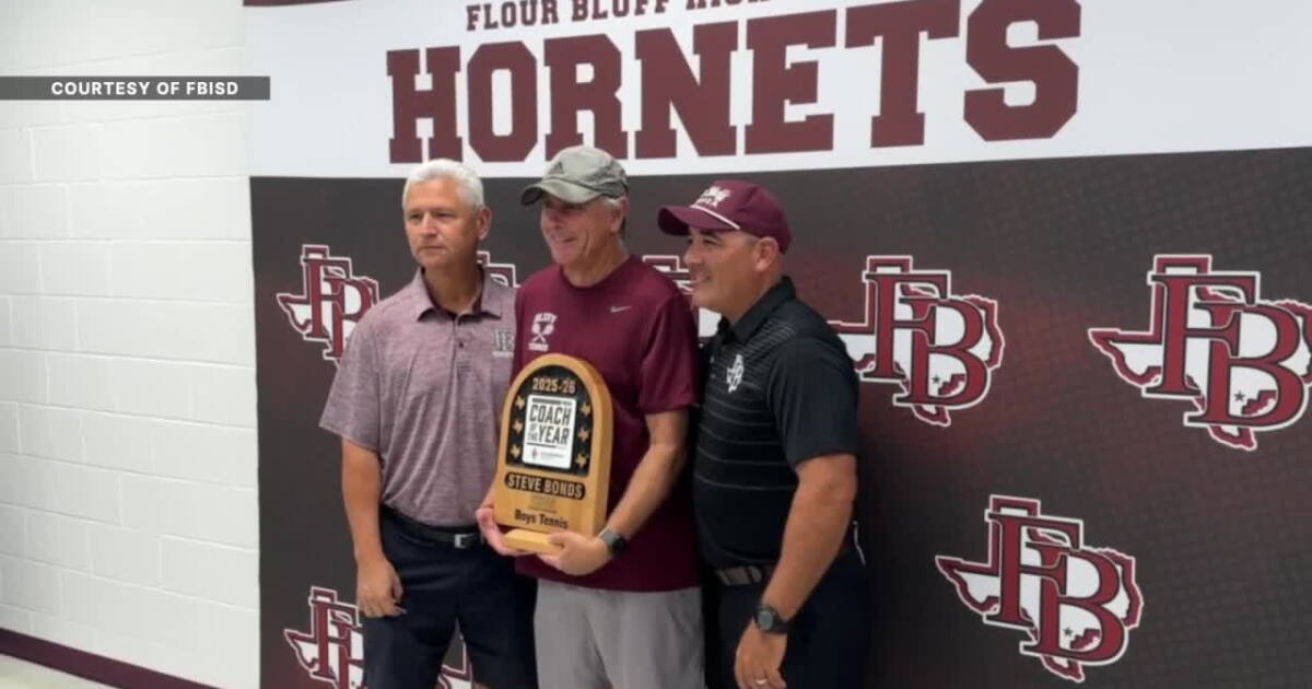 Flour Bluff ISD honors tennis coach Steve Bonds