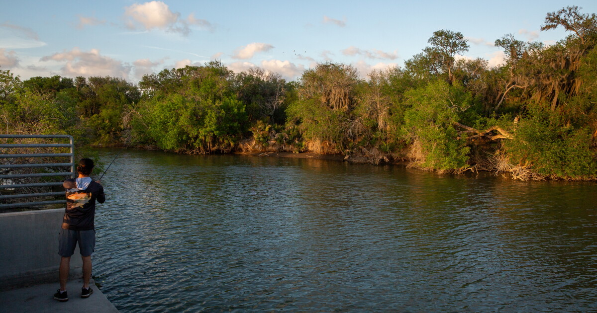 Corpus Christi withholds water to wetlands while lifting restrictions on lawns