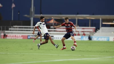 Real Monarchs Drop Points in Texas
