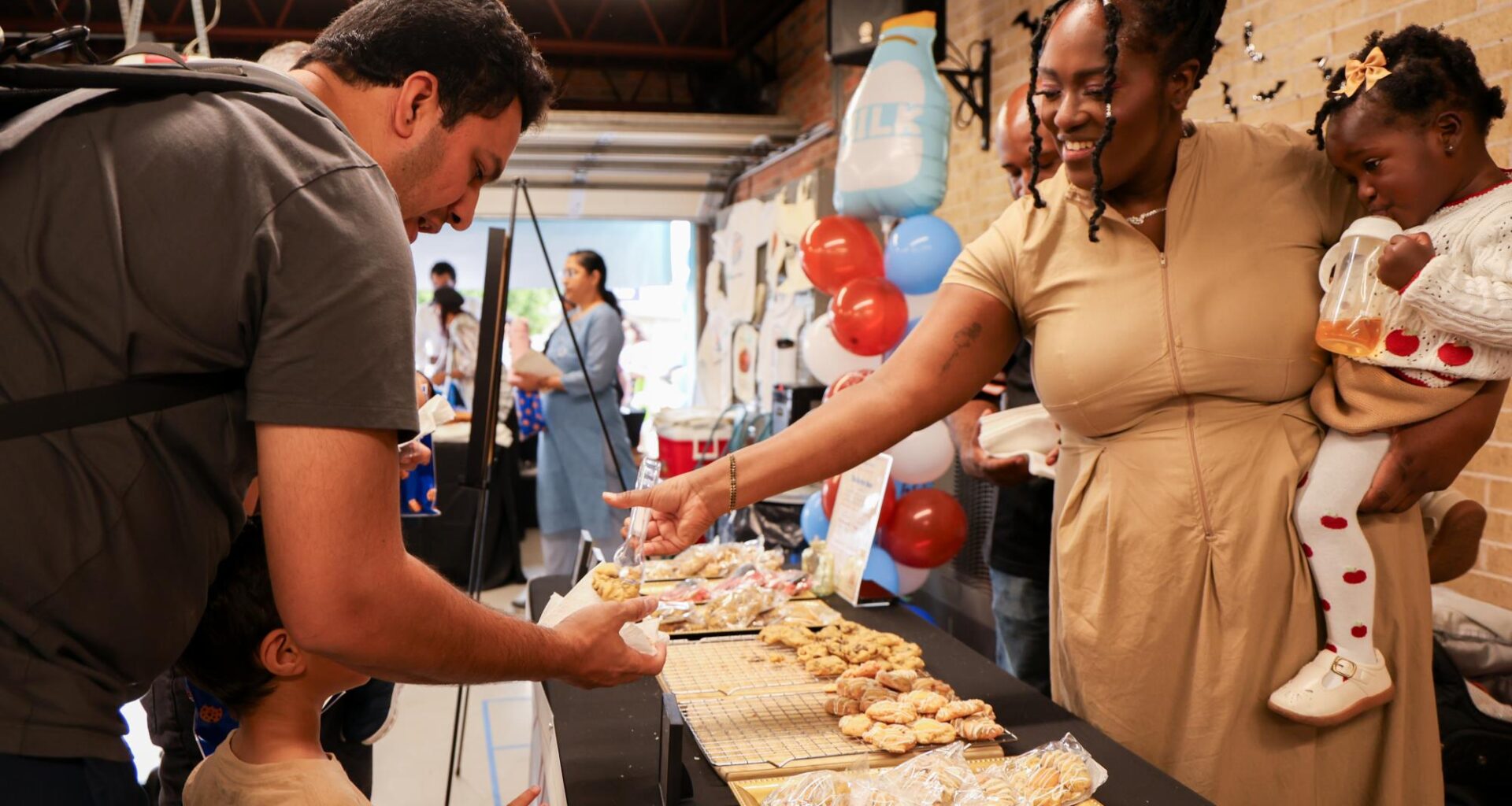Austin Cookie Fest highlights home bakers  – The Daily Texan