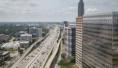 Lawsuit revived after man died crossing Houston's 610 on foot