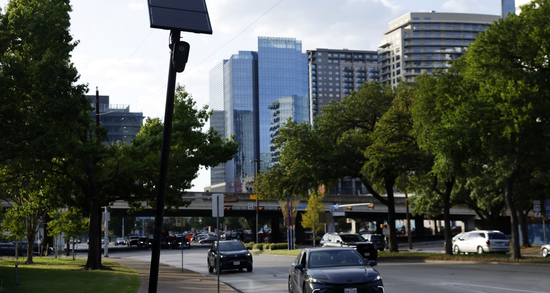 Dallas police chief, Flock CEO reach agreement to keep cameras on