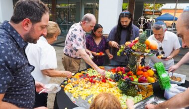 Beth Yeshurun holds Mexican-themed Sukkot party