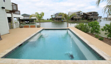 Leslie's Pool Supplies files for bankruptcy in Houston