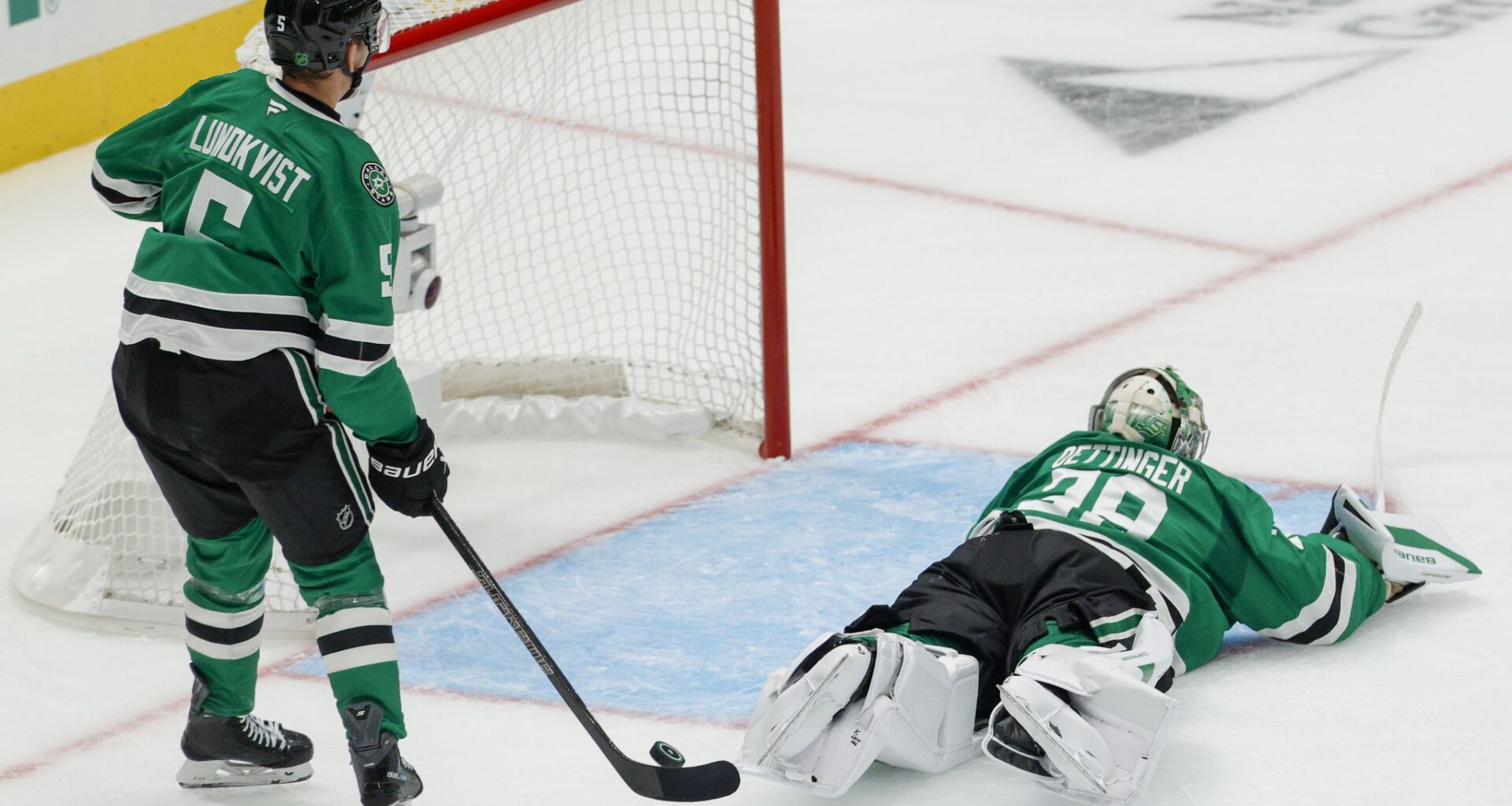 5 thoughts from Stars-Blues: Mistakes cost Dallas in messy opener