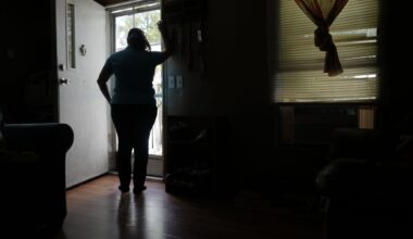 170K Salvadorans, many in Houston, face an uncertain future.