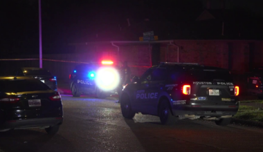 1 dead, 1 in critical condition after brothers exchange gunfire in southwest Houston