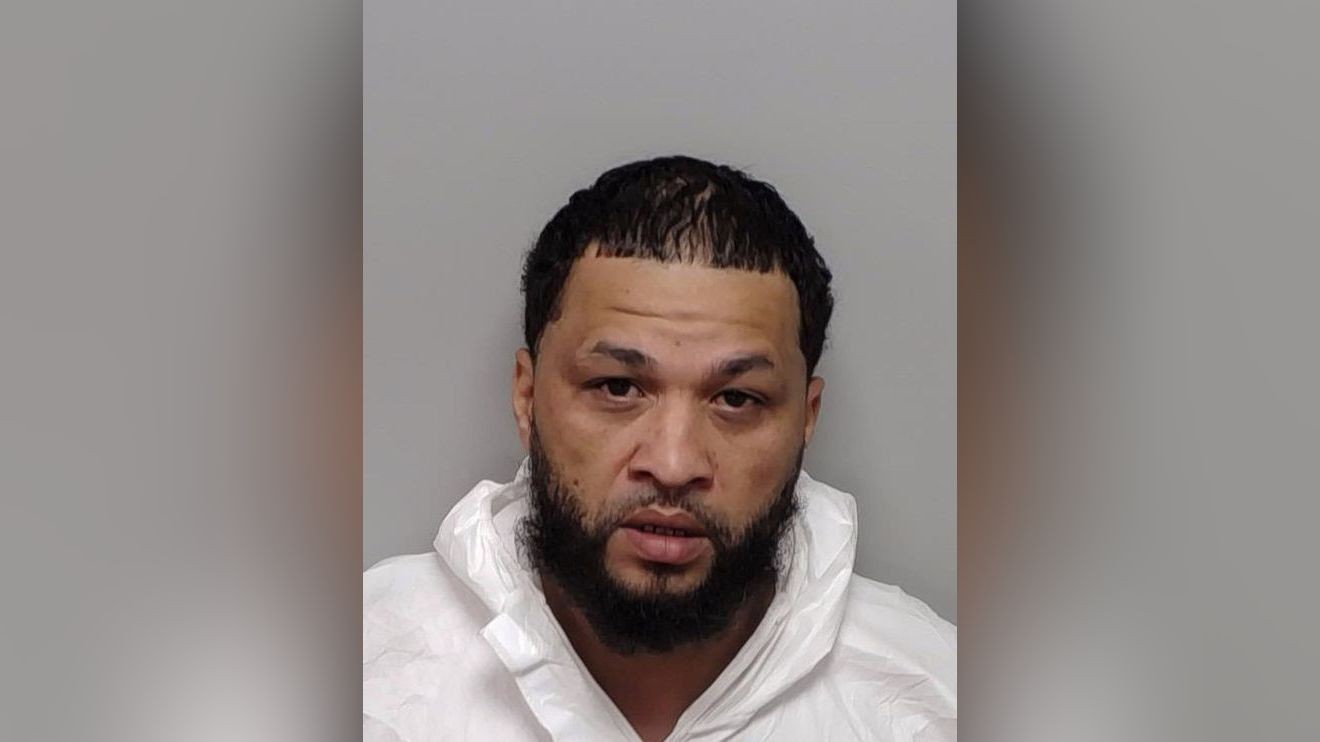 Suspect identified in fatal shooting of Sebastian Robles on Southeast Side