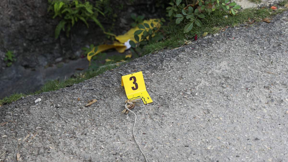 Southeast Houston Shooting Leads to SWAT Negotiations