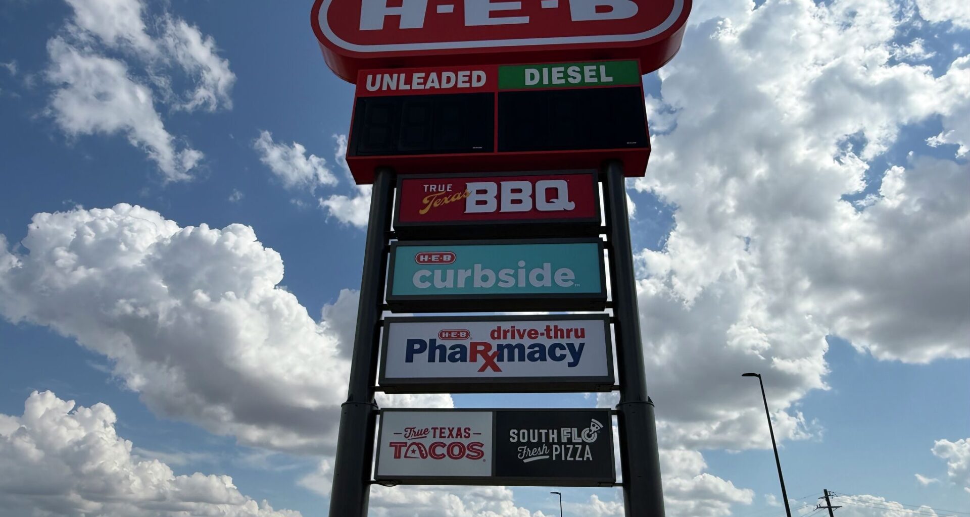 H-E-B is betting big on San Antonio's booming suburbs