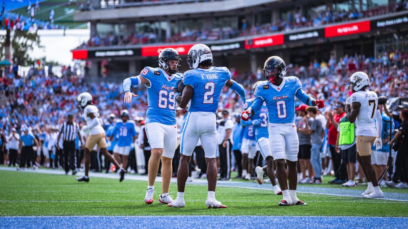 Houston Stays in Top 25 in both AP, Coaches Poll