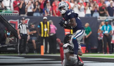 CeeDee Lamb’s late TD caps a wild Cowboys rally to beat winless Texans 34-30