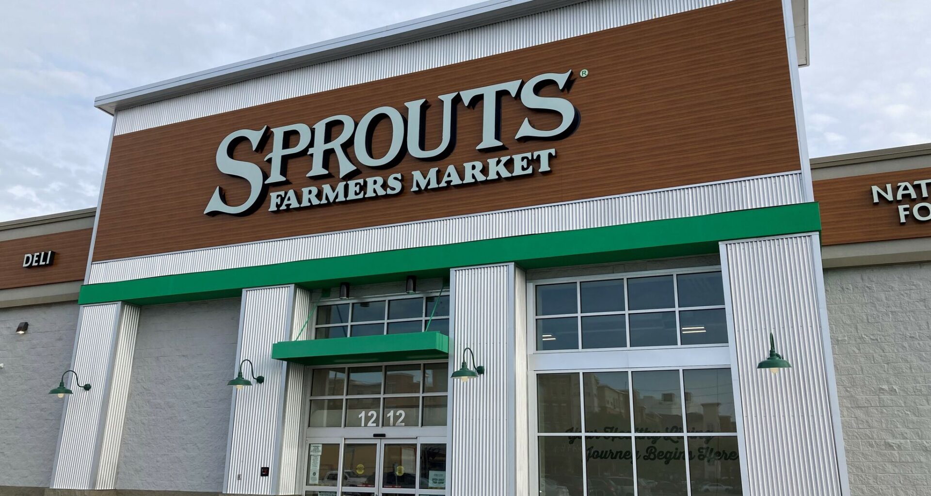 Reports: Sprouts slated to expand in Spring, Hedwig Village next year
