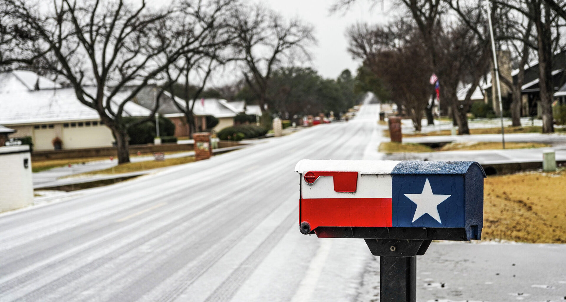 Farmers' almanacs at odds over Super El Niño impacts in Texas