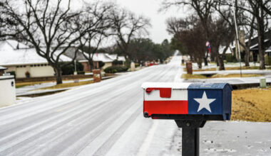 Farmers' almanacs at odds over Super El Niño impacts in Texas