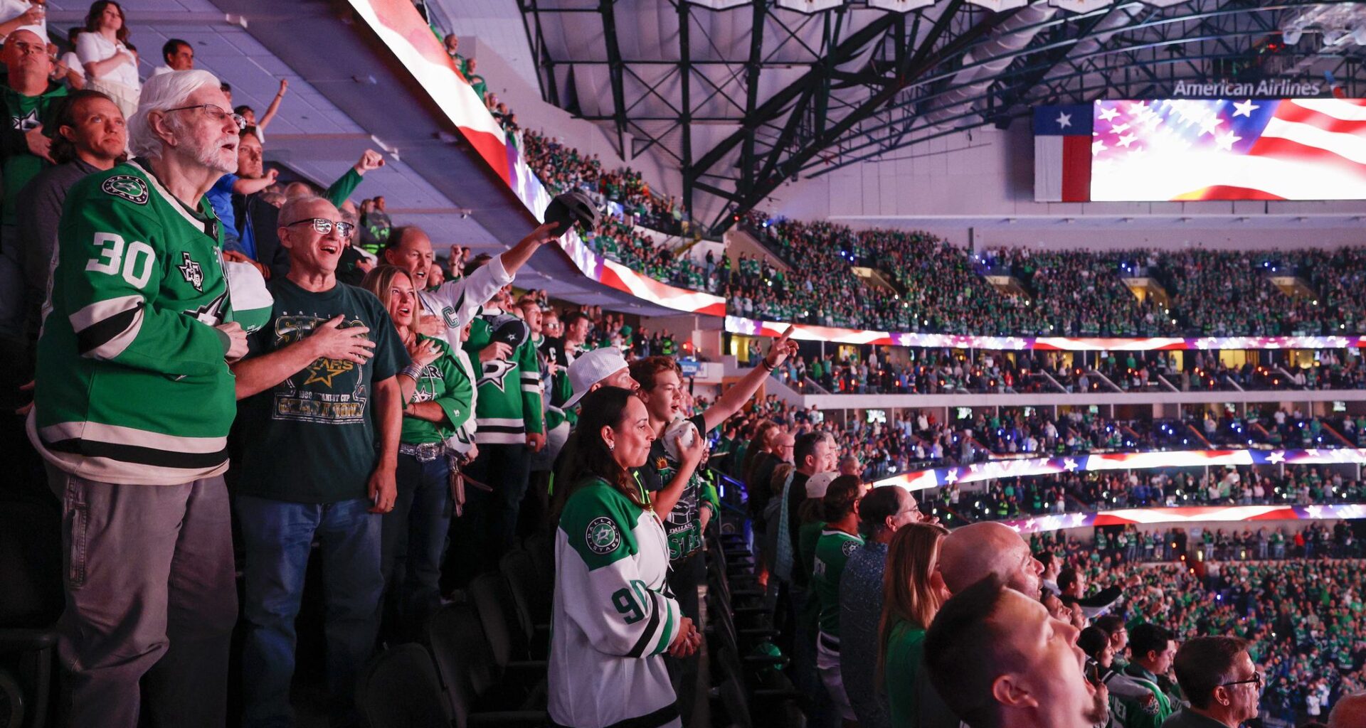 How to get Dallas Stars souvenir beer skate at home games this season