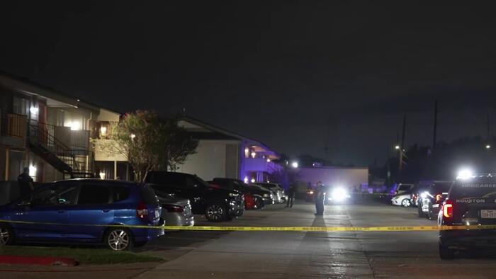Man found shot to death outside northwest Houston apartment