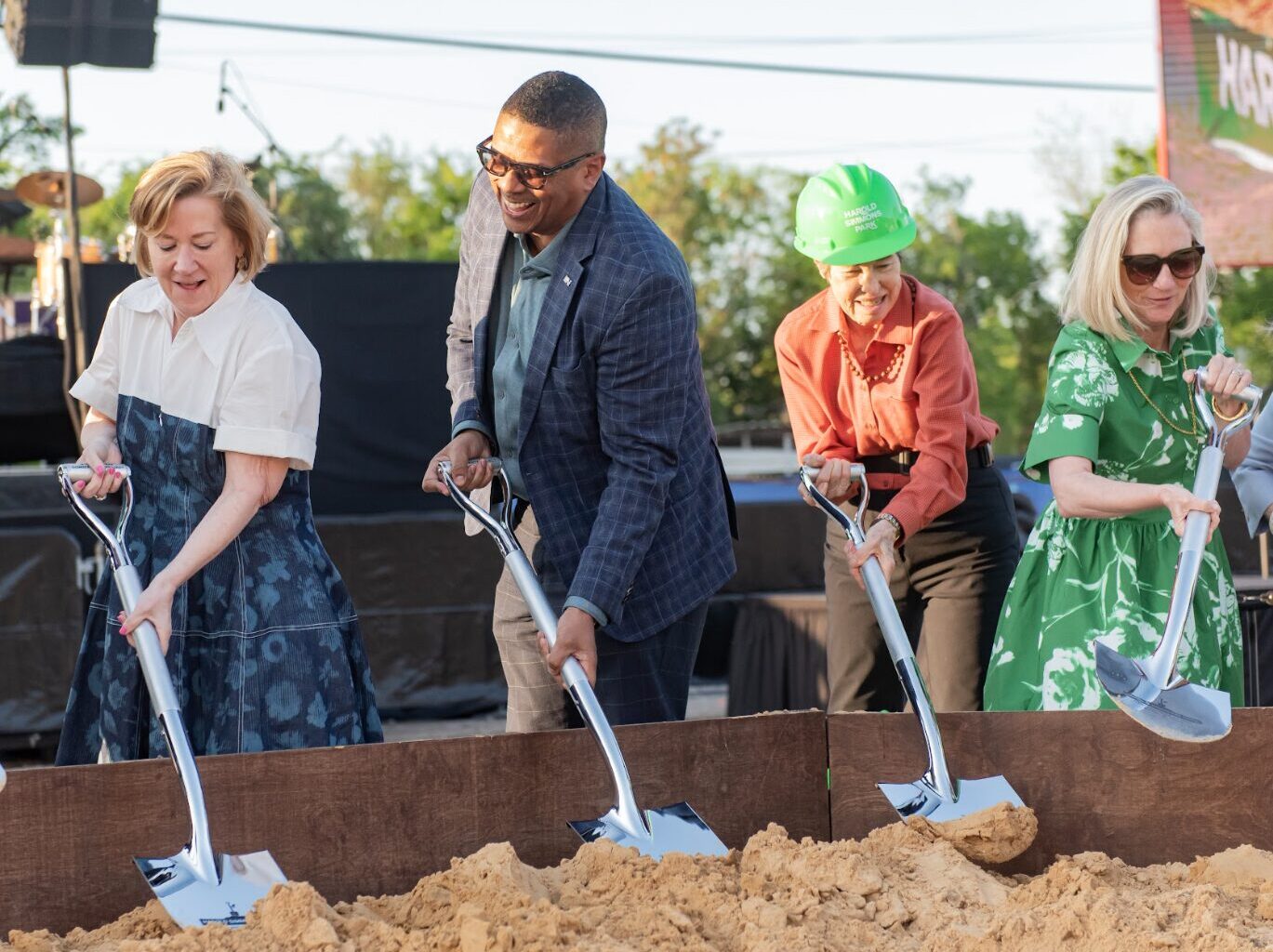 Lyda Hill Philanthropies gives over $11 million to Trinity Park Conservancy