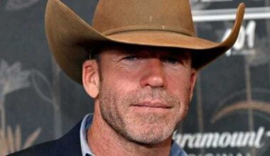 Taylor Sheridan, John Nau honored as History Making Texans