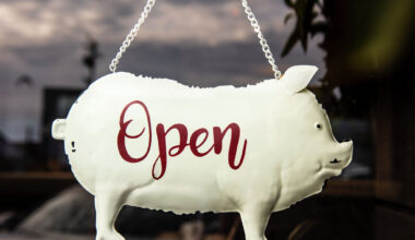 Houston area butcher expands into crowded suburban city