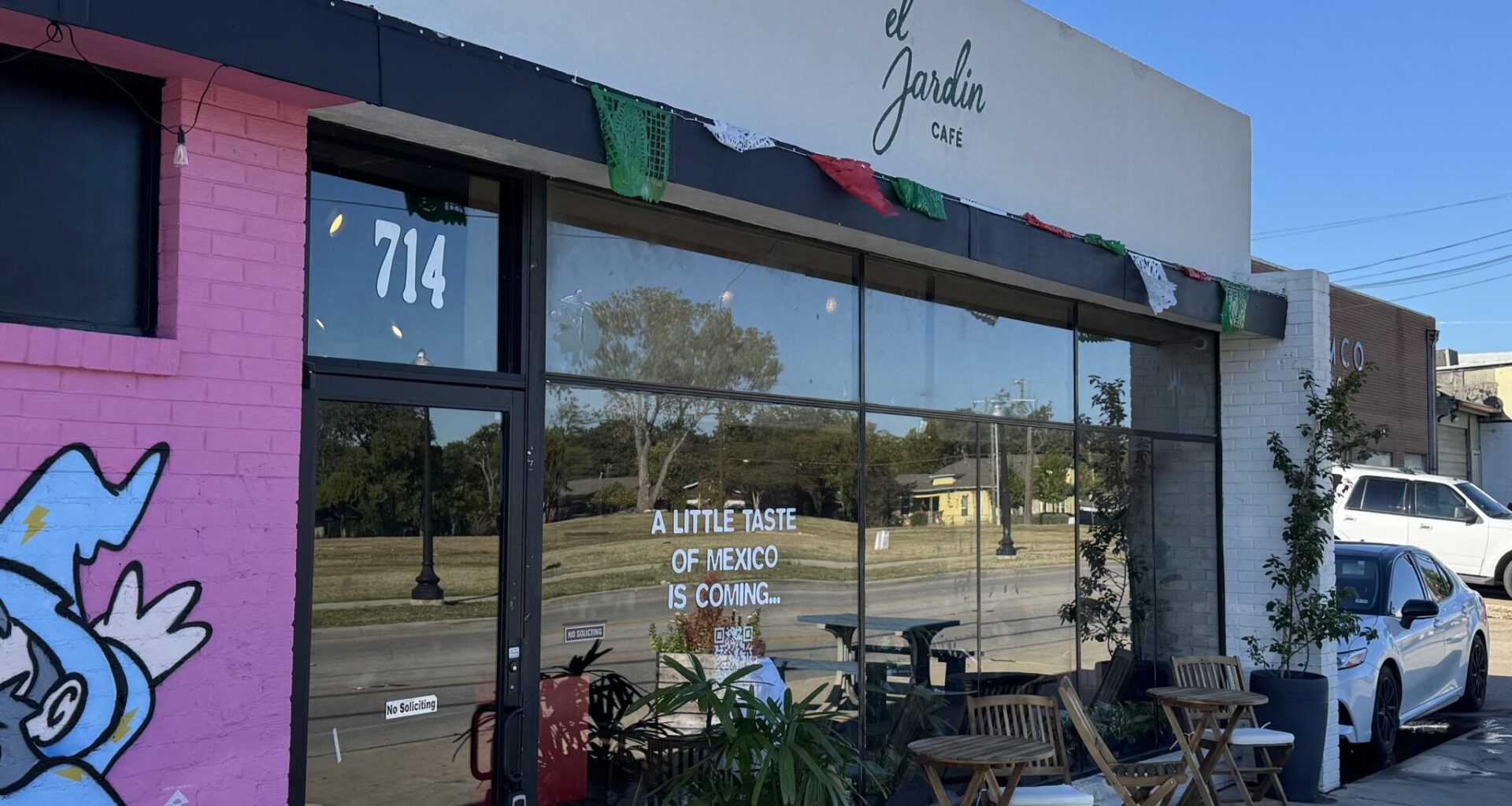 El Jardín Café now open on West Davis