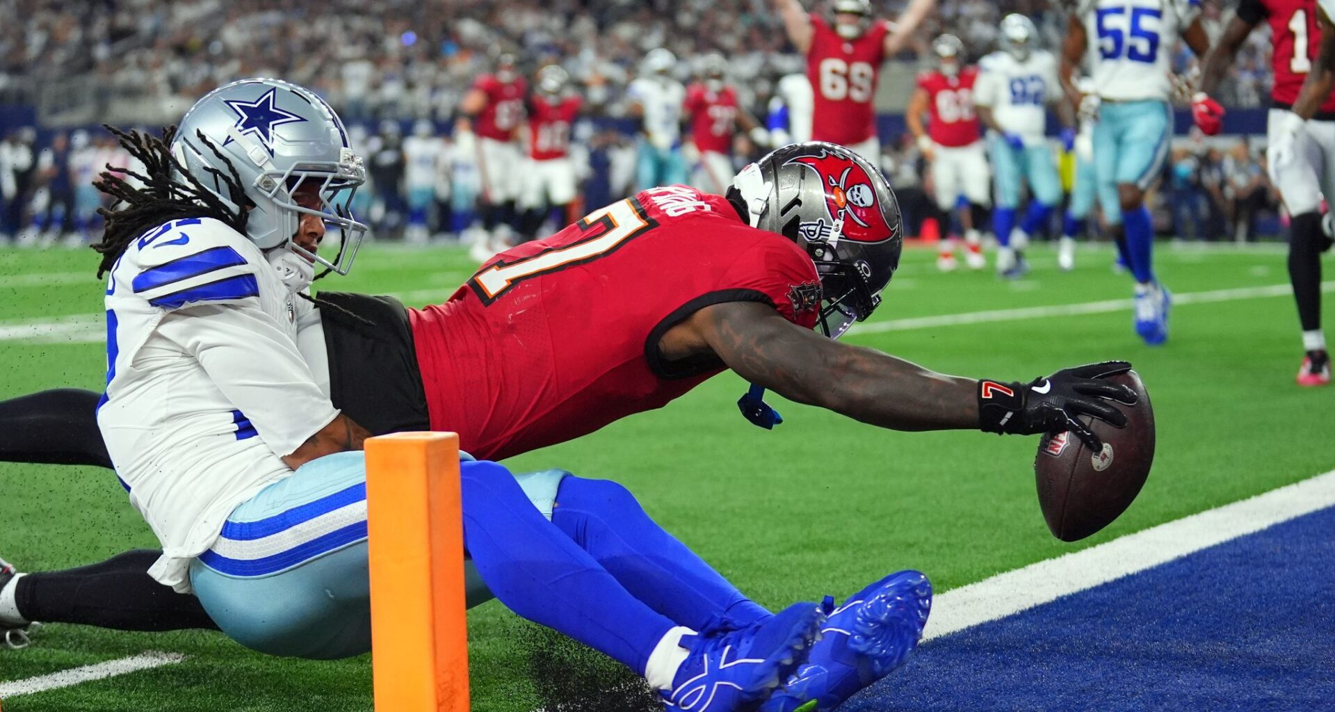 Bucky Irving and rookie QB Jalon Daniels help Bucs beat sloppy Cowboys 24-16 for 1st win of season