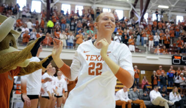 Texas volleyball vs Arkansas game score: Live updates, how to watch