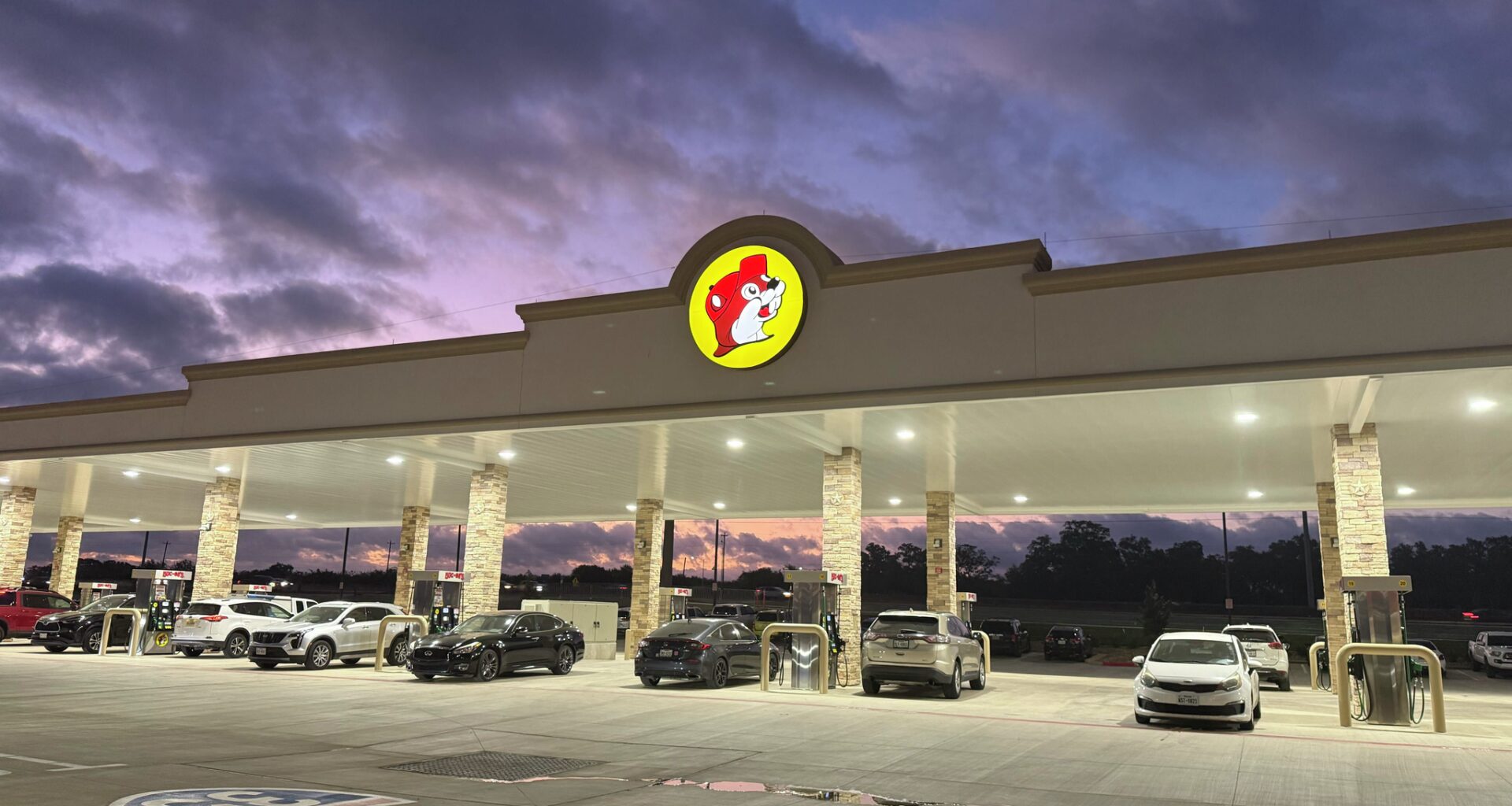 'Dominican Buc-ee's' goes viral, but it has people nervous