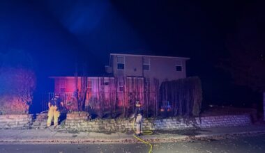 Crews prevent yard fire from spreading to home in Dallas