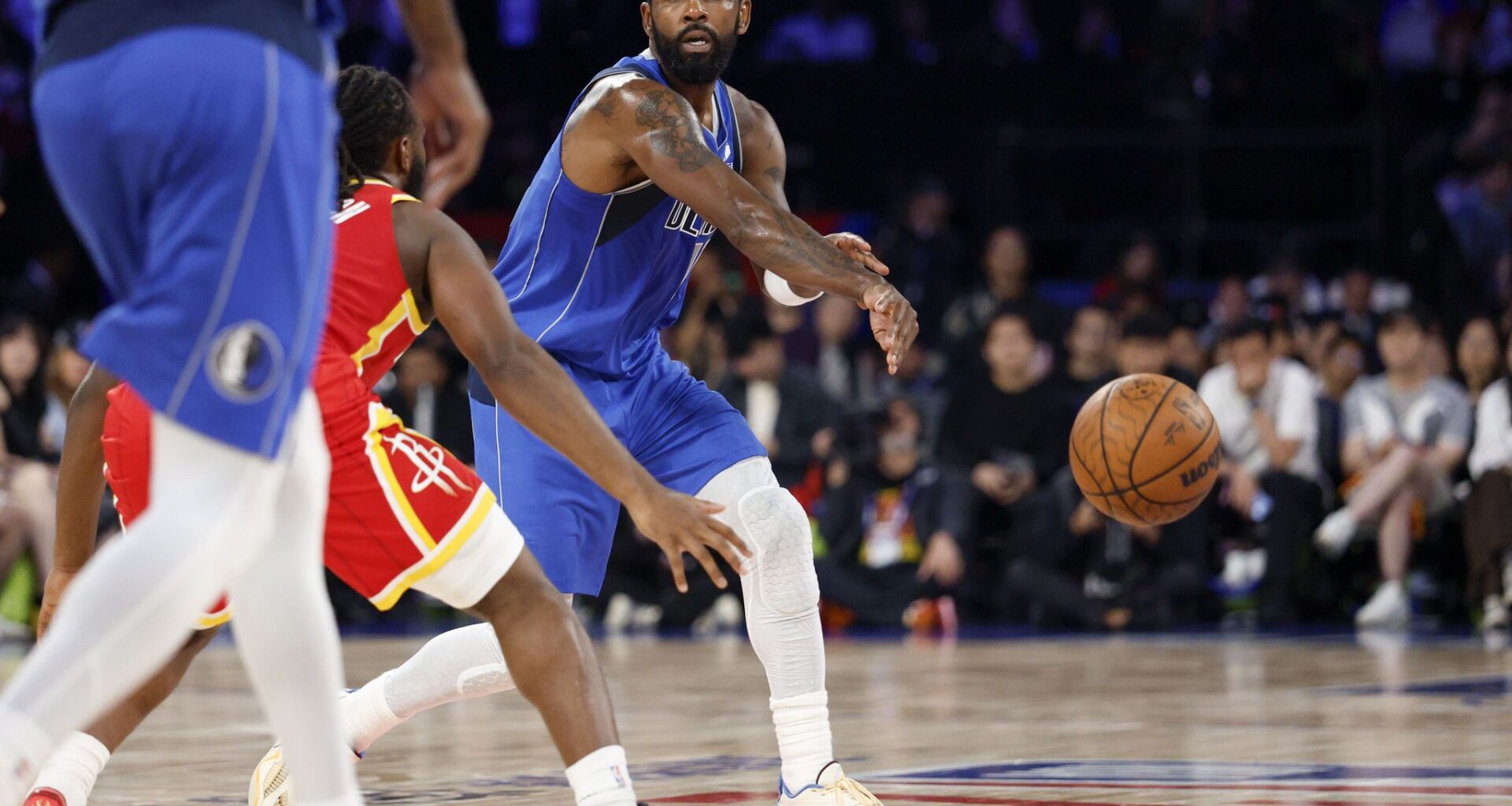 Mavs' Kyrie Irving electrifies Macao with emotional on-court return