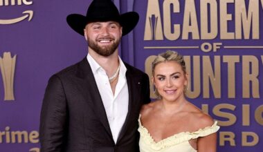Dallas Cowboys fans leave ruthless comments for TE's wife after terrible game, Dak memes & Jerry's mad