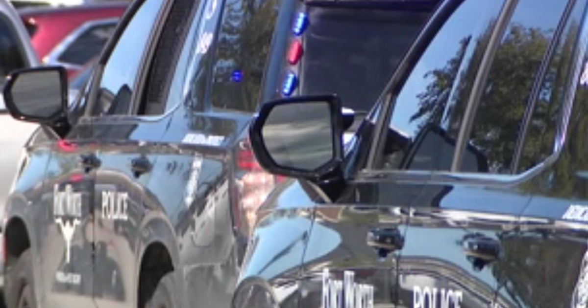 Man dies after stabbing himself during confrontation with Fort Worth police