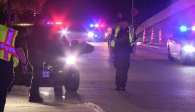 Dallas police investigate early morning pedestrian crash on South R.L. Thornton Freeway