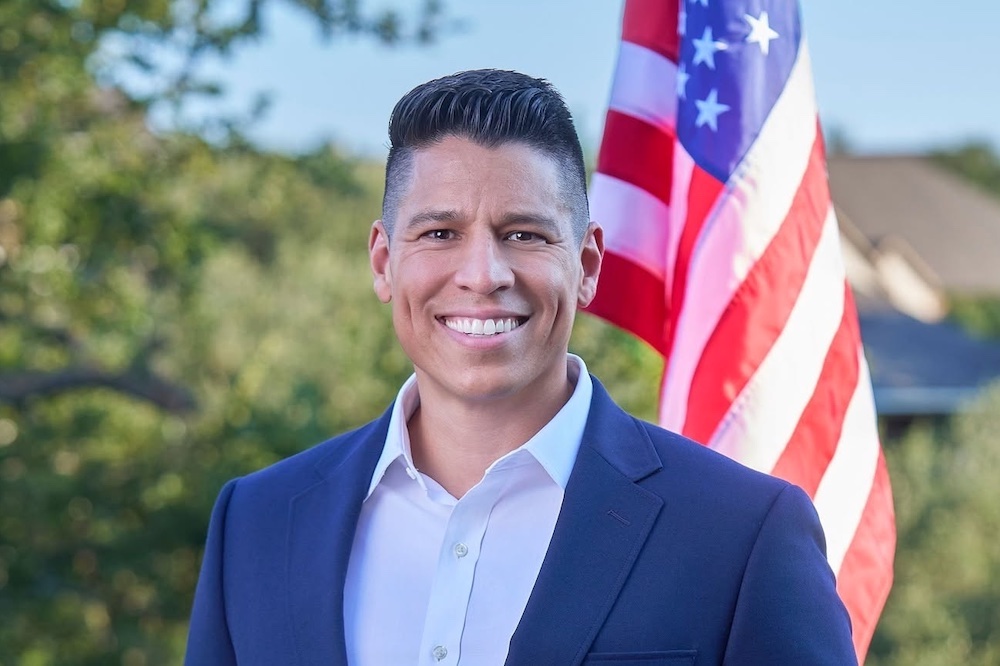 Embracing the Trump grift with U.S. House candidate Carlos De La Cruz