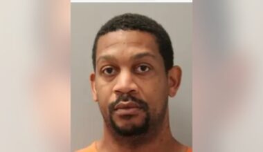 FBI looking for possible victims of former Harris County deputy Dohnya Dozier