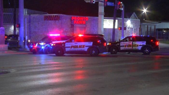 Man suffers head injury after being struck by vehicle on West Side, SAPD says
