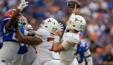 Florida surges back to hand No. 7 Texas its second straight loss