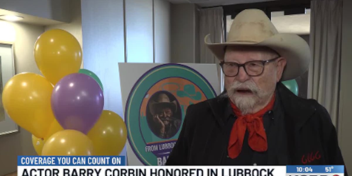 Actor Barry Corbin honored during Texas Tech homecoming